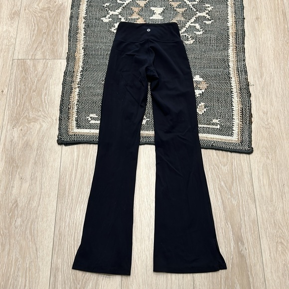 lululemon Groove Pant Split Hem - Picture 4 of 5